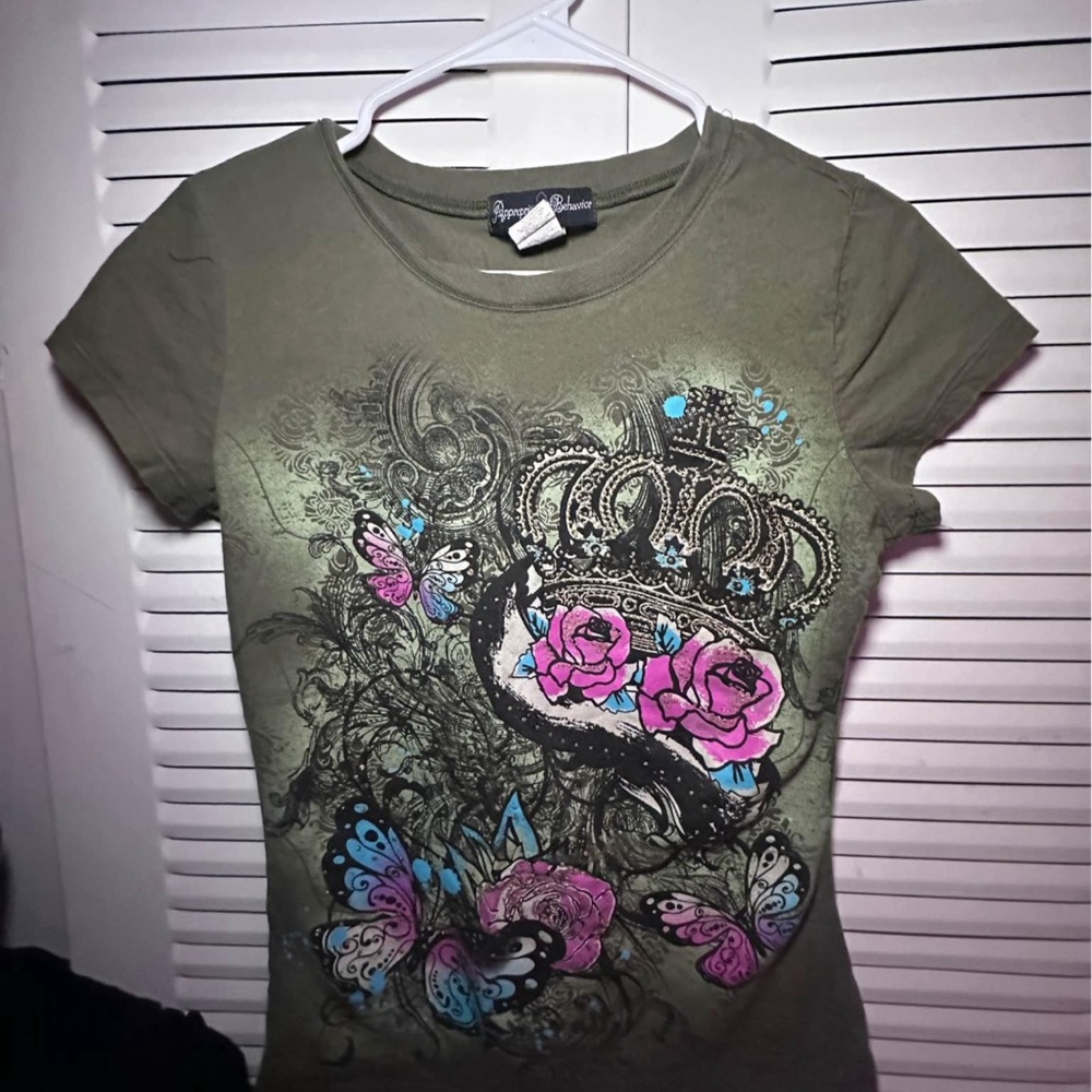 Green Graphic Tee with Crown and Butterfly Design